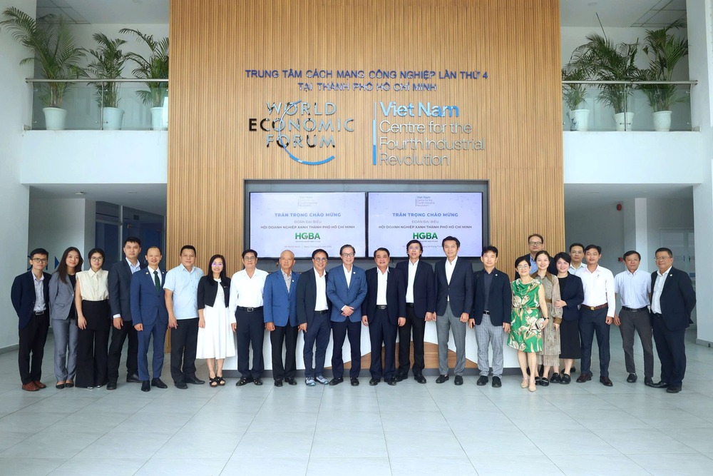 Cuộc gặp gỡ được đánh giá là một sự kết nối tự nhiên, mang tầm vóc chiến lược giữa ba lực lượng chủ chốt trong hệ sinh thái chuyển đổi xanh và số. Ảnh: Ngọc Hạ/HCMC C4IR